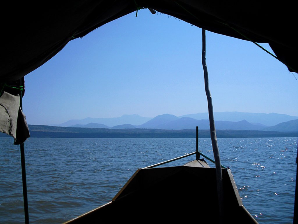 barca-lago-chamo-arba-minch-omo-ethiopia-etiopia